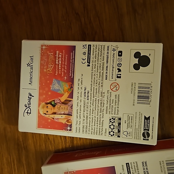 (2) *Empty* American Girl Disney boxes - Picture 7 of 7